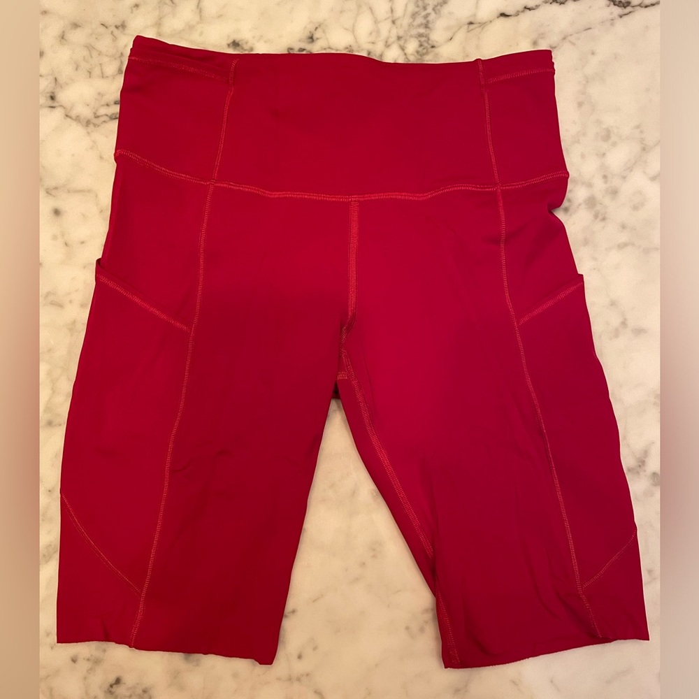 Lululemon fast and free 10in